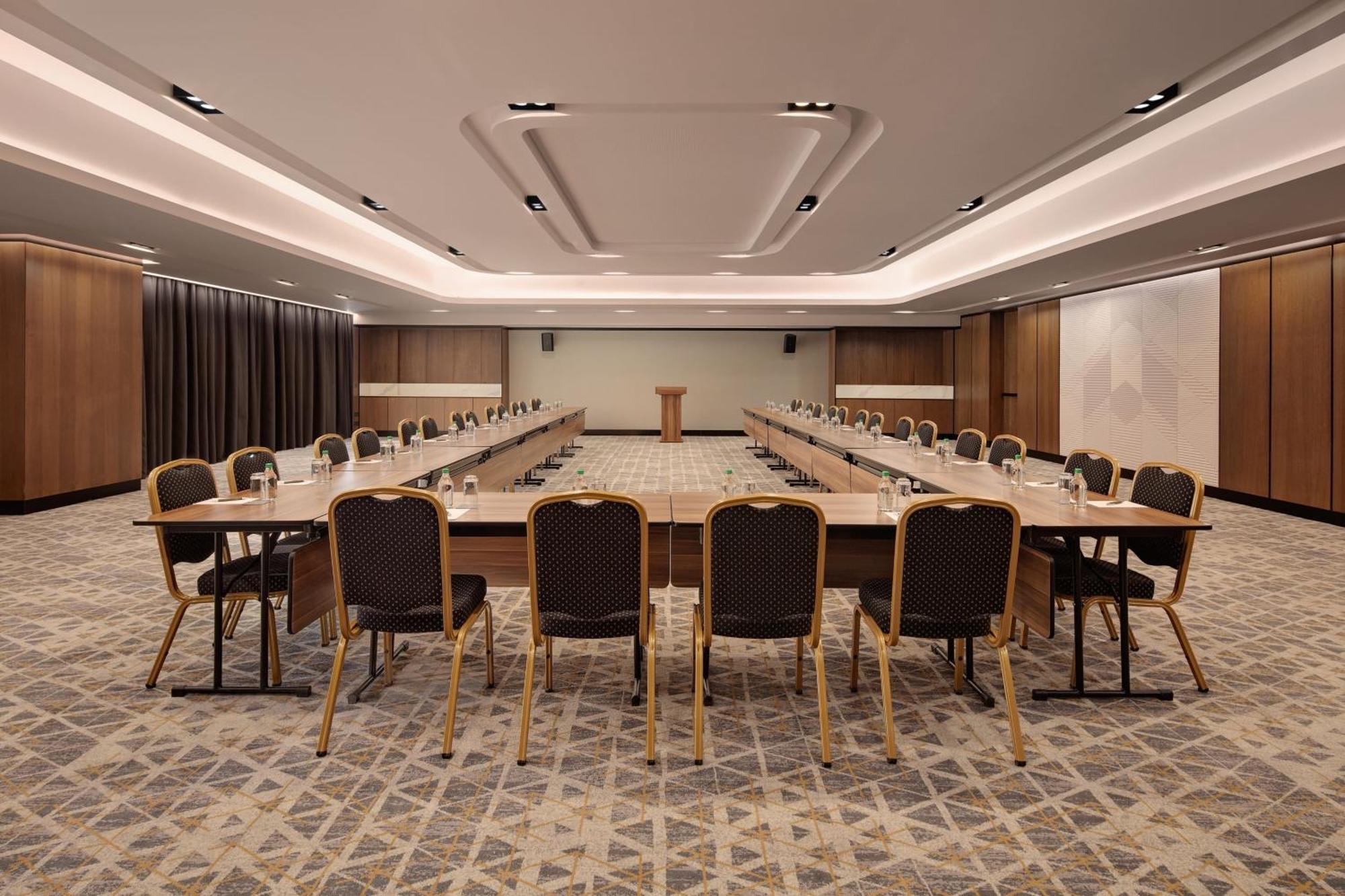 Sheraton Istanbul Esenyurt Zewnętrze zdjęcie